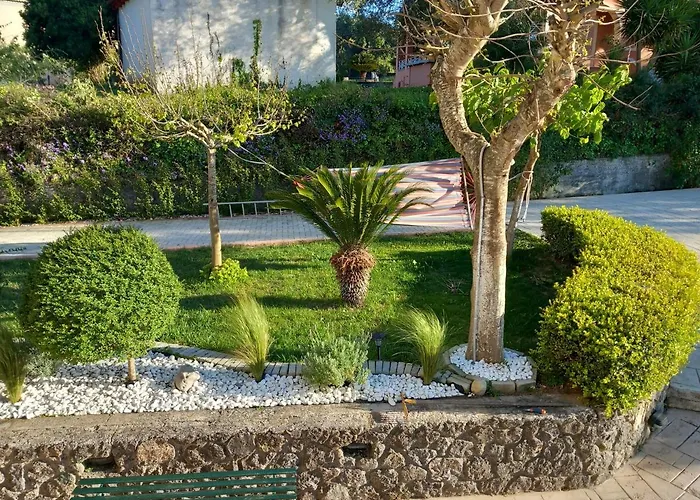 Heraklia's House Perama
