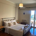 Heraklia's House * Perama (Corfu)